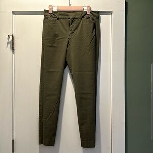 Old Navy- size 10 pixie pant- army green